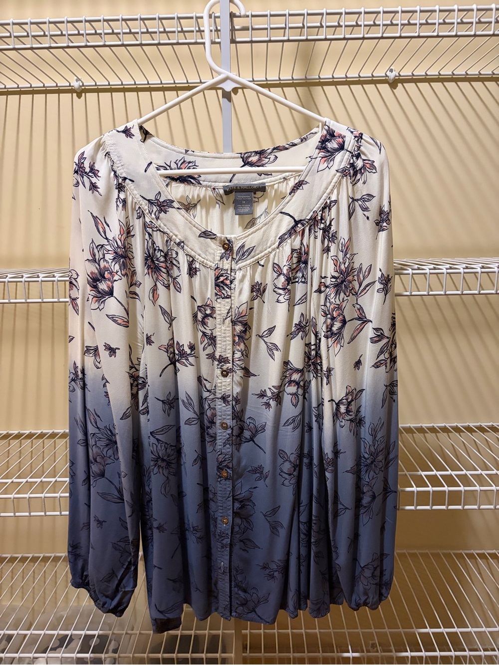 Kate & Mallory Cream Floral Button-Front Top with Blue Print